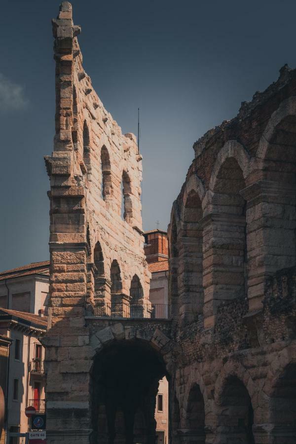 Domus Verona - Accogliente Residenza Rocchetto A 25Mt Da Piazza Erbe 외부 사진