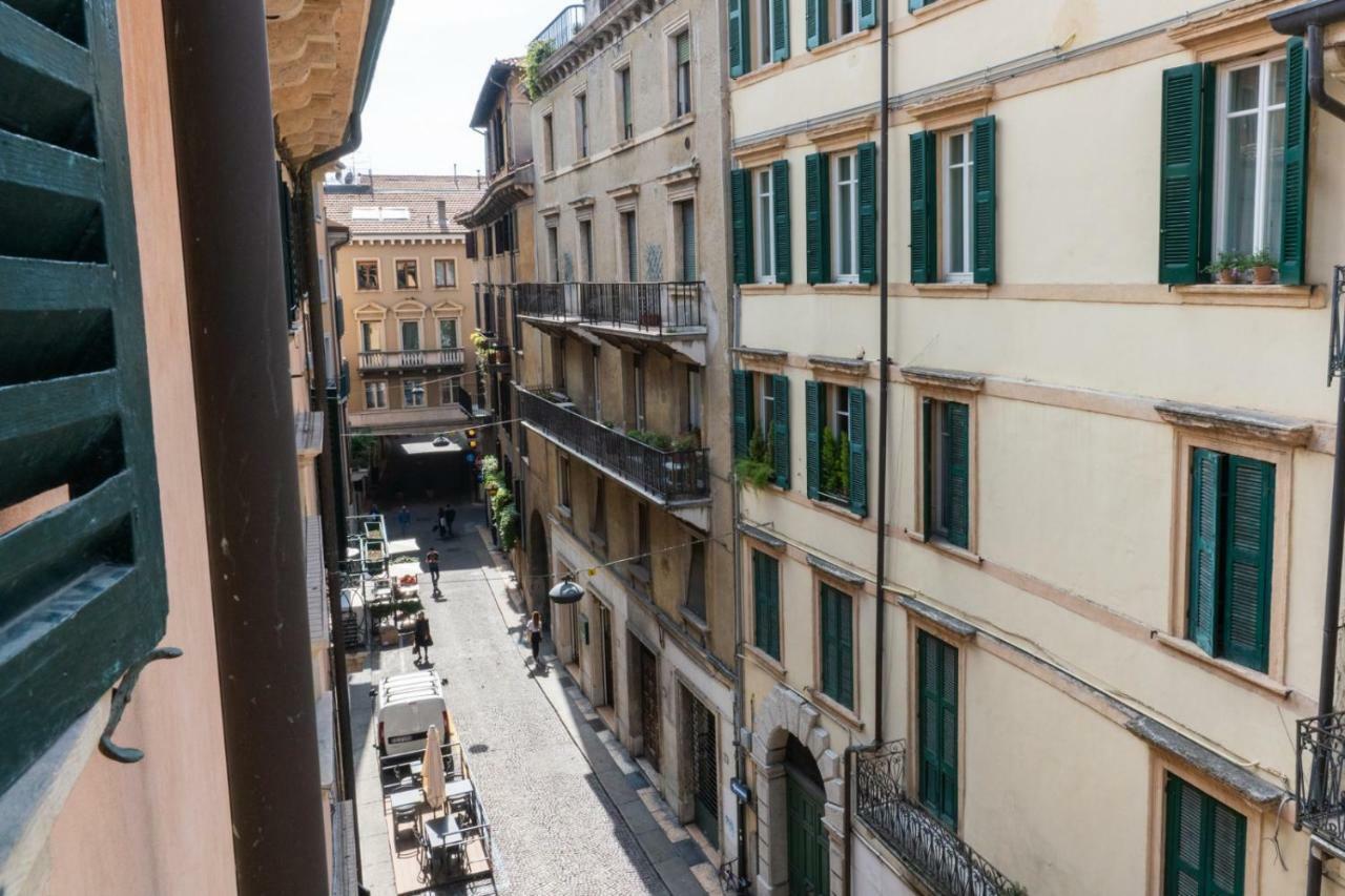 Domus Verona - Accogliente Residenza Rocchetto A 25Mt Da Piazza Erbe 외부 사진